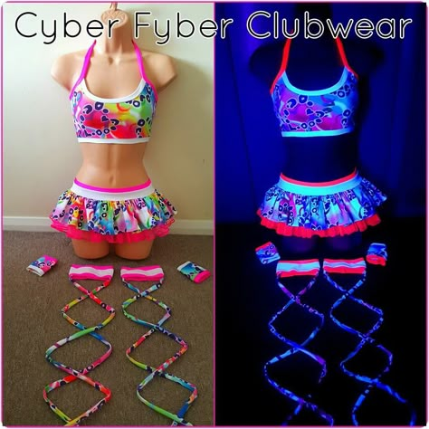 Glow In The Dark Fabric, Rave Girl Outfits, Leg Wraps, Rave Girls, Rave Babe, Festival Outfits Rave, Rave Costumes, Rave Girl, Dark Fabric