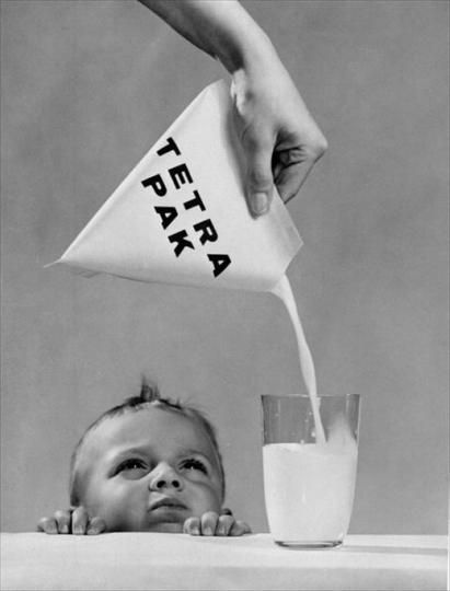 When the tetrahedron-shaped carton gave the Tetra Pak company its name. School milk came in little tetrahedron shaped packs.  We'd snip the top of and put in a straw for milk time before recess. Mundane Objects, Milk Processing, Smart Packaging, Milk Packaging, Tetra Pak, Juice Branding, Human Kindness, Vintage Packaging, Milk Carton