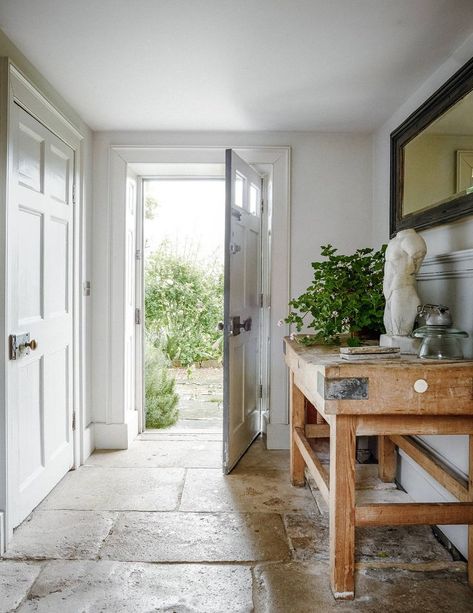 An eighteenth-century weavers’ cottage lovingly restored Gorgeous Bathroom Tile, Cottage Hallway, Cottage Flooring, Hall Flooring, Urban Exploring, Flagstone Flooring, Cottage Interiors, Small Entryway, Hallway Ideas Entrance Narrow