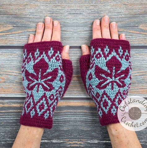 Star Leaf Wrist-Warmers mosaic crochet pattern | outstanding-crochet Outstanding Crochet, Crochet Mosaic, Crochet Cowl Free Pattern, Crochet Garments, Fingerless Gloves Crochet Pattern, Crochet Gloves Pattern, Mosaic Crochet, Crochet Fingerless Gloves, Crochet Mittens