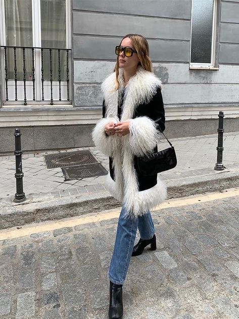 Penny Lane Coat, Fall Outerwear, Outerwear Trends, Cozy Coats, Penny Lane, Leather Trench Coat, Cold Weather Outfits, Shearling Coat, Shearling Jacket