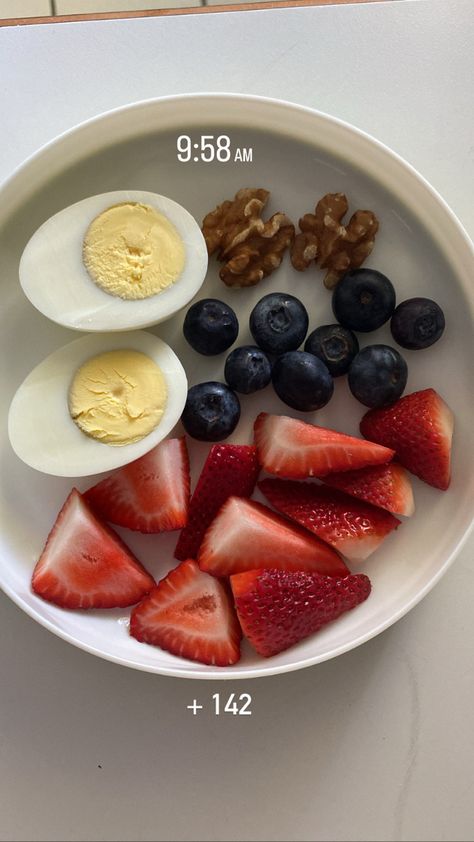 #mealideas #healthyfood Simple Low Cal Breakfast, Low Cal Food Ideas, Small Meals With Calories, Healthy Small Meals, Healthy Low Calorie Breakfast, Healthy Lunch Snacks, Healthy Food Menu, Healthy Food Inspiration, Low Cal Recipes