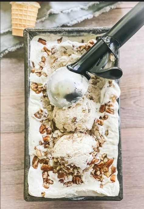 Apricot Torte, Date Nut Balls, No Egg Ice Cream Recipe, Butter Pecan Ice Cream Recipe, Pecan Pie Ingredients, Ice Cream Easy, Pecan Butter, Butter Pecan Ice Cream, Raw Eggs