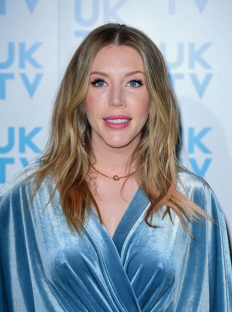 Picture of Katherine Ryan Katherine Ryan, British Women, Celebrities Female, Blonde, Actors, V Neck, Celebrities, Women's Top