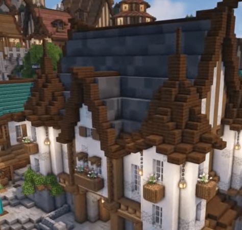 Your Quick Cheat Sheet On How To Build Minecraft Roofs - CodaKid Roof Design Minecraft, Minecraft Roofs, Minecraft Roof Design, Minecraft Roof, Monopitch Roof, Minecraft Base, Build Minecraft, Minecraft Create, Grass Roof