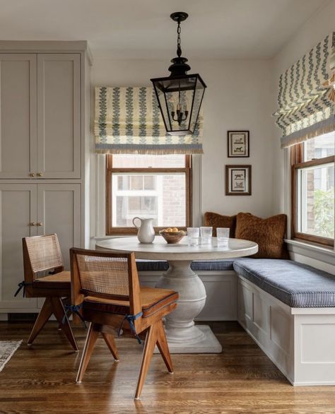 Kitchen Window Into Dining Room, Dining Nook Built In Cabinets, Dining Nook Inspiration, Kitchen Nook Built In Seating, Kitchen Bench Built In, Kitchen Nook By Window, Kitchen Nook With Cabinets, Eat In Farmhouse Kitchen, House Hosting Ideas