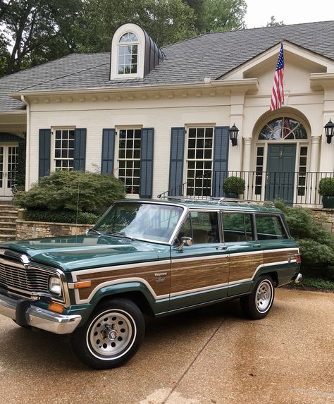 Car Vibes, Station Wagon Cars, Ducks In A Row, Vintage Jeep, Wagon Cars, Woody Wagon, Old Vintage Cars, Old Jeep, Jeep Wagoneer