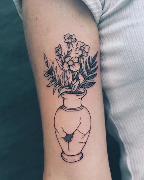 Vase Of Roses Tattoo, Flowers Vase Tattoo, Broken Vase Tat, Broken Vase With Flowers, Cracked Vase Tattoo, Heart Vase Tattoo, Plant Vase Tattoo, Vase Flower Tattoo, Flowers In A Vase Tattoo