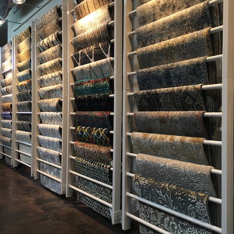 Tailoring Shop Interior Design, Carpet Store Design, Elevated House Design, Baroque Interior Design, Fabric Store Displays, Fabric Store Design, Clothing Store Design, Store Design Boutique, Carpet Stores