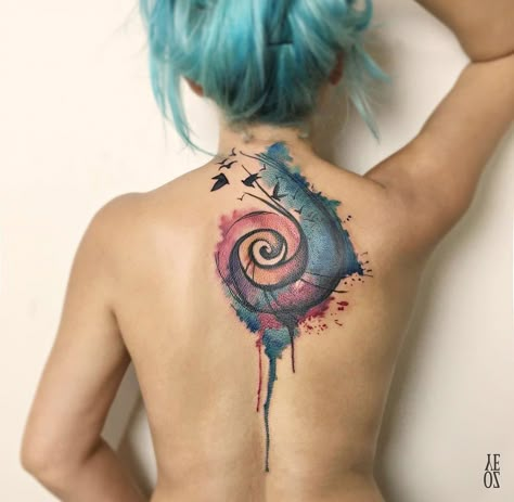 Tatuaje Cover Up, Spiral Tattoos, Flying Bird Tattoo, Flying Tattoo, Tattoo Back, Watercolor Tattoos, Disney Tattoo, Geniale Tattoos, Tatuaje A Color