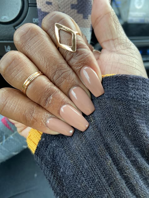 C Shaped Nails, Cream Nails Coffin, Coffin Nails Medium, Short Coffin Shape Nails Fall, Coffin Nails Inspiration, Extra Short Coffin Nails, Nude Nails Coffin, Cream Color Nails, Nude Coffin Nails