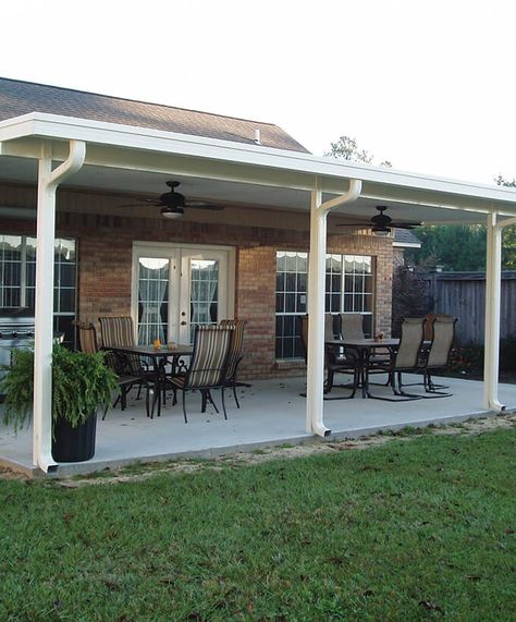 Aluminum Patio Roofs - Hard Awning - Burlington & Hamilton Patio Roof Extension Ideas, Enclosed Patio Ideas, Patio Awnings, Aluminum Awnings, Covered Patio Design, Patio Layout, Concrete Patios, Patio Enclosures, Enclosed Patio