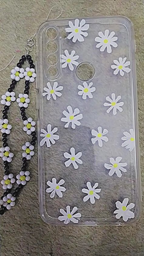 Daisy Phone Case, Art Idea, Phone Strap, Pot Holders, Daisy, Phone Case, Phone Cases, Quick Saves, Art