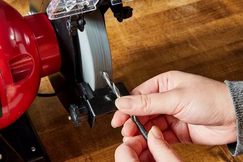 How to Sharpen Drill Bits in 5 Easy Steps Drill Bit Sharpening, Drill Bit Sharpeners, Tool Tips, Bench Grinder, Sharpeners, Power Drill, Drill Bit, Drill Bits, Easy Steps