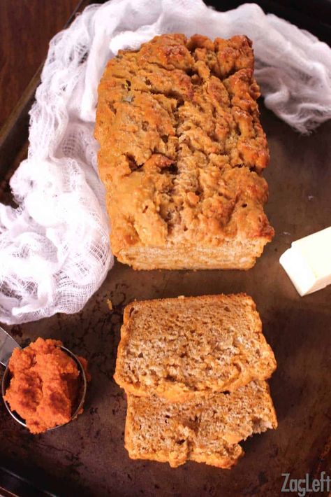 Pumpkin Sage Beer Bread Recipe | ZagLeft Pumpkin Beer Bread, Best Homemade Bread, Homemade Bread Recipes, Beer Bread Recipe, Bread Of Life, Snack Hacks, Pumpkin Beer, Cheese Pumpkin, Beer Bread