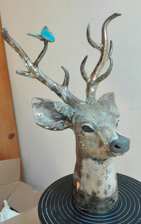 Deer Head Sculpture Clay, Ceramic Deer Head, Clay Deer, Deer Ceramic, Reindeer Sculpture, Deer Sculpture, Ceramic Deer, Antler Crafts, Pottery Animals