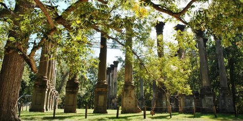 Photo Windsor Ruins, Coca Cola Museum, Greek Revival Home, Iron Staircase, Union Soldiers, Missouri River, Angel Statues, Greek Revival, Beautiful Sites