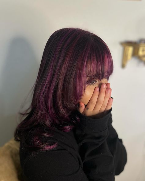 Purple-ly Chunky Highlights 👾 #mcallenhairstylist #956hairstylist #chunkyhighlights #y2kaesthetic #fyp Purple Chunky Highlights, Makeup To Recreate, 2025 Hair, Chunky Highlights, Feminine Urge, Glow Up Tips, Y2k Aesthetic, Hair Stylist, Highlights