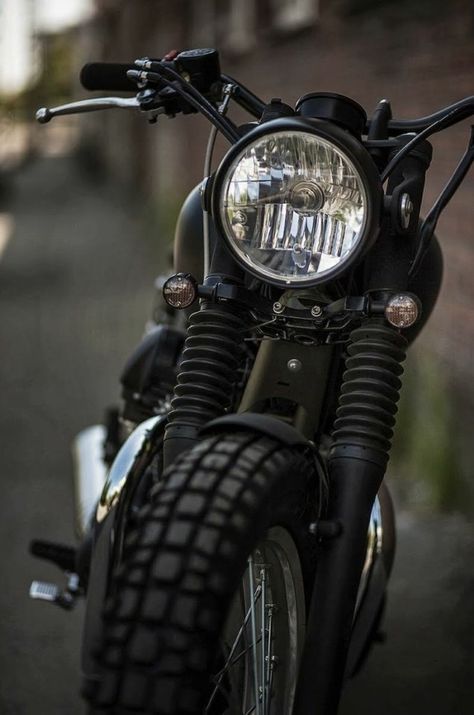 Monster Bike, Royal Enfield Wallpapers, Royal Enfield Modified, Enfield Bike, Bullet Bike Royal Enfield, Bullet Bike, Enfield Motorcycle, Enfield Classic, Triumph Thruxton