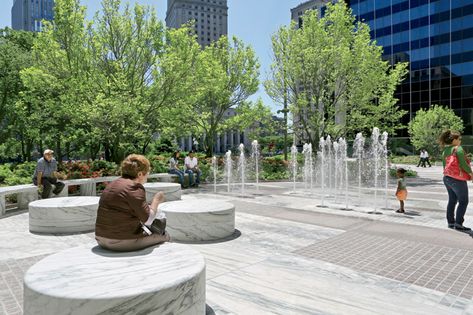 Office Plaza Landscape, Square Plaza Design Landscape, Sunken Plaza Landscape, Pedestrian Plaza, Campus Plaza Landscape Architecture, Public Plaza, Campus Landscape, Plaza Design, Areas Verdes