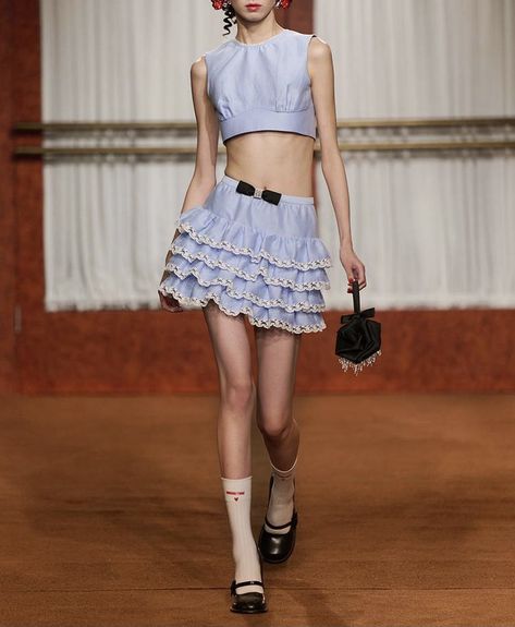 shushu tong ss23 spring summer collection 2023 blue two piece Shushu Tong, Runway Fashion, Ballet Skirt, Ballet, Couture, Skirt, How To Wear, Quick Saves, Catwalk Fashion