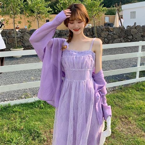 Modest Purple Outfits, Sage Outfits, Maya Aesthetic, Purple Monochromatic, Purple Dress Casual, Lavender Outfit, Allu Arjun Hairstyle, Cottagecore Outfit, Wearing Purple