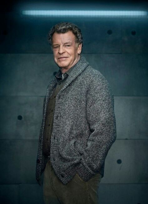 The outstanding John Noble, male actor, celeb, (Fringe - Walther Bishop), powerful face, portrait, photo Fringe Tv Show, Walter Bishop, John Noble, Favorite Tv Characters, Tony Soprano, Epic Movie, Actor John, Walter White, Casting Call