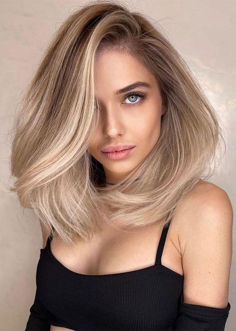 17 Lob Haircut Ideas 2024: Long, Short, Curly, Fine Hair, and More Curly Lob Haircut, Blonde Lob Hair, Long Lob Haircut, Lob Haircut Layered, Hair Colour Ideas, Blonde Ombre Balayage, Blonde Lob, Color And Texture, Gorgeous Hair Color