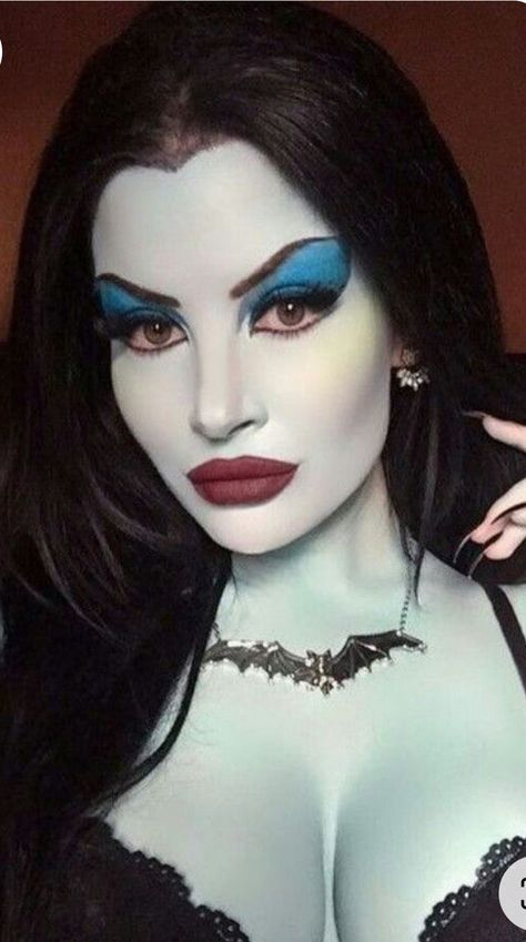 Lily Munster Makeup, Fete Emo, Make Up Halloween, Lily Munster, Goth Rock, Horror Monsters, Goth Women, Goth Beauty, Fantasias Halloween