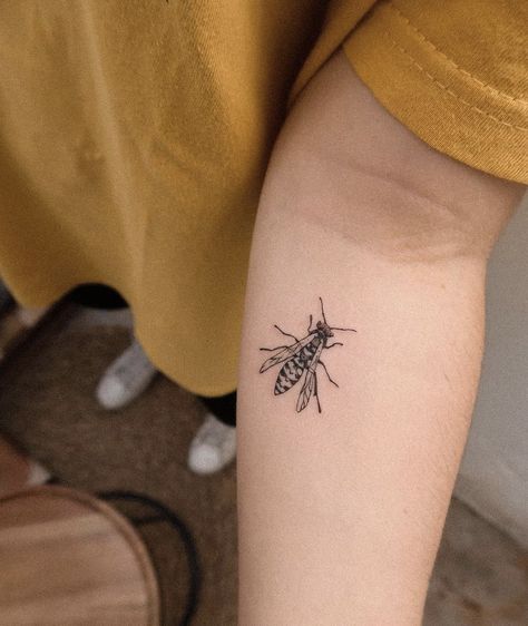 Simple Insect Tattoo, Wasp Tattoos, Weevil Tattoo, Simple Bug Tattoo, Junebug Tattoo, Wasp Tattoo, Sick Tattoos, Bug Tattoo, Insect Tattoo