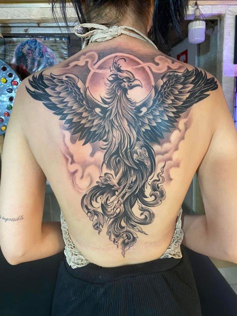 Tattoo Espalda Mujer, Phoenix Back Tattoo, Full Chest Tattoos, Celtic Cross Tattoos, Girl Back Tattoos, Phoenix Tattoo Design, Stylish Tattoo, Black Girls With Tattoos, Full Back Tattoos