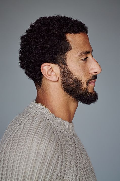 Colin Kaepernick Poses for Mr Porter, Talks Style | The Fashionisto Mens Wavy Haircuts, Mens Haircuts Straight Hair, Trendy Mens Hairstyles, Mens Medium Length Hairstyles, Black Men Beards, Mens Hairstyles Medium, Mens Hairstyles Thick Hair, Black Beards, Colin Kaepernick