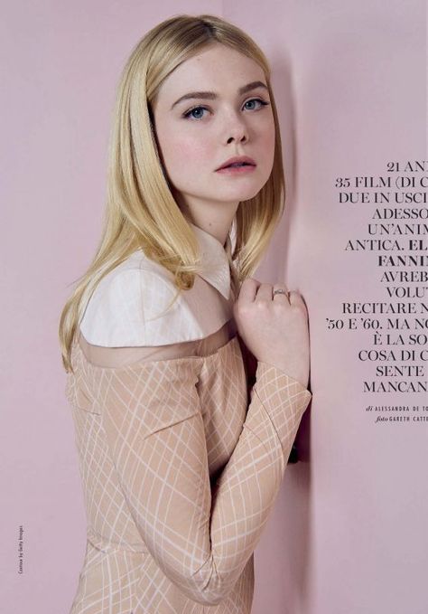 Elle Fanning Photoshoot, Teenage Actors, Ellie Fanning, Italy October, Elle Fanning Style, Elle Girl, Dakota And Elle Fanning, Magazine Japan, Glamour Magazine