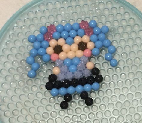 Aquabeads Ideas Aesthetic, Water Fuse Beads Ideas, Aqua Beads Patterns, Aqua Beads Ideas, Aqua Beads Patterns Easy, Aquabeads Ideas, Kandi Cuff Patterns, Pearl Beads Pattern, Aqua Beads