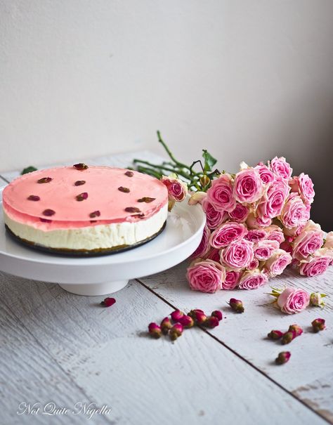 Turkish Delight Rose Cheesecake @ Not Quite Nigella Rose Cheesecake, Cheesecakes Recipes, Persian Love Cake, Rose Pistachio, Rose Cakes, Rose Syrup, Vegan Frosting, Edible Roses, Rose Flavored