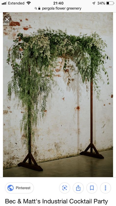 Wedding Arch Greenery, Rustic Spring Wedding, Rustic Wedding Backdrops, Cocktail Party Wedding, Greenery Decor, Theme Nature, Wedding Arbour, Wedding Altars, Floral Arch