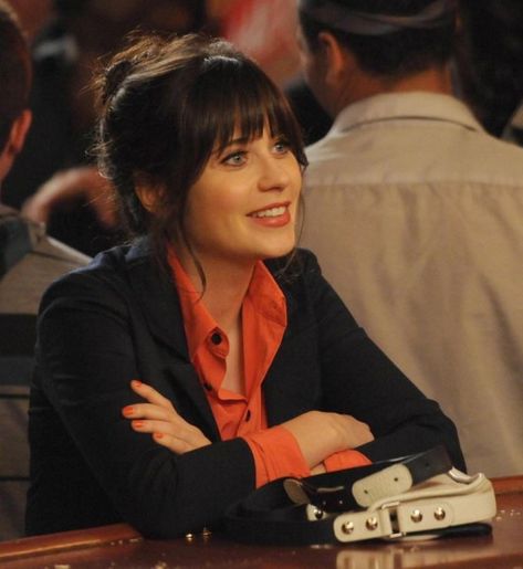 New Girl Episodes, Jess Day, Jess New Girl, Zooey Deschanel Style, New Girl Outfits, Type Of Girlfriend, New Girl Style, Jessica Day, Zooey Deschanel