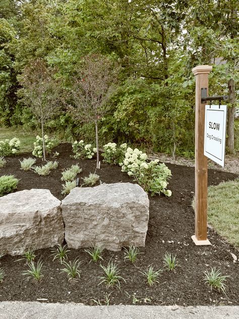 End Of Driveway Landscaping, Long Driveway Landscaping, Driveway Entry Landscaping, Gravel Driveway Landscaping, Driveway Border, Gravel Driveway, Long Driveways, Driveway Entrance, Driveway Landscaping