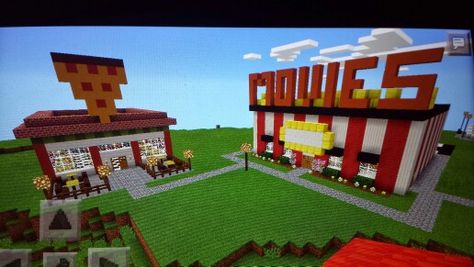 Minecraft Movie Theatre & Pizza Shop Minecraft Builds From Movies, Minecraft Movie Theater Ideas, Movie Theater Minecraft, Minecraft Pizza Shop, Minecraft Theatre, Minecraft Movie Theater, Minecraft Fast Food Places, Minecraft Fnaf Pizzaria, Pizza Truck