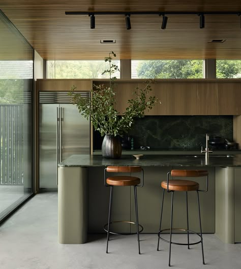 Green Kitchen Backsplash, Kitchen Utility, Exterior Inspiration, Interior Design Awards, Small Space Kitchen, Leather Bar Stools, Leather Bar, Green Kitchen, Kitchen Space