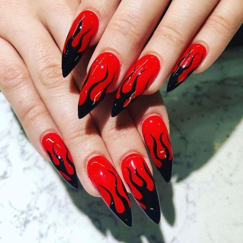 Flame Nail Art, Witchy Nails, Prom Inspiration, Halloween Acrylic Nails, Red Acrylic Nails, Gothic Nails, Anime Nails, Goth Nails, Edgy Nails