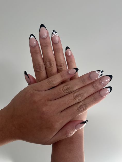 Black Frenchies, Nails With White, Black Almond Nails, White Bow, White Heart, Black Nails, Almond Nails, White And Black, Almond