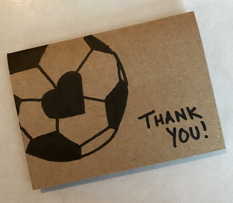 Soccer Birthday Cards Diy, Soccer Thank You Cards, Teachers Day Card For Sports Teacher, Soccer Birthday Gifts, Soccer Diy Gifts, Soccer Cards Handmade, Soccer Bf Gifts, Diy Soccer Gifts, Gifts For Football Boyfriend