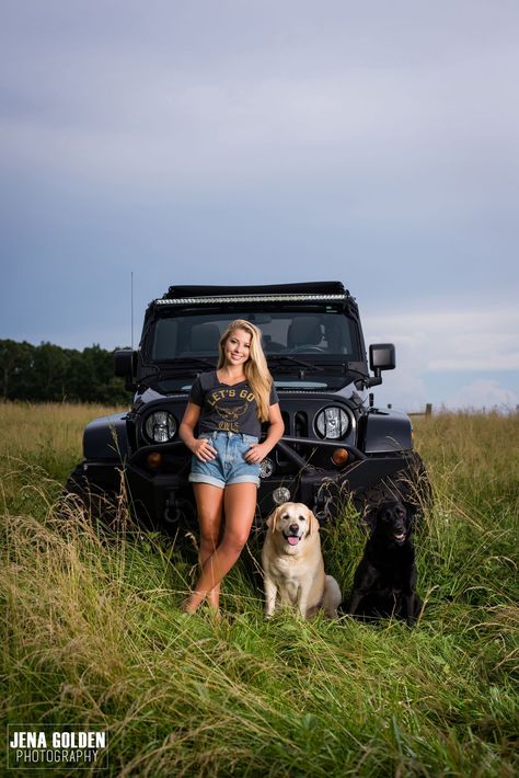 Jeep Prom Pictures, Jeep Photoshoot Ideas, Senior Year Pictures, Golden Photography, Haircut Selfie, Photo Hijab, Jeep Baby, Jeep Dogs, Jeep Photos