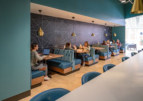 See inside Queens University’s upscale dining hall - Axios Charlotte Higher Education Design, College Dining Hall, University Cafeteria, Queens University, Cafeteria Design, University Hall, University Dorms, Queen's University, Hall Furniture