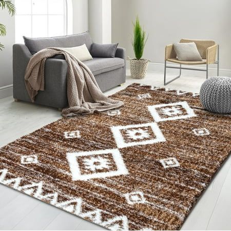 Experience unparalleled comfort and style with our premium Chocolate Brown and White Super Soft Shaggy Area Rug, a luxurious addition to any room. This exquisite piece boasts an elegant Southwestern pattern, featuring a harmonious blend of diamond and geometric shapes that evoke a sense of traditional craftsmanship and modern flair. The soothing Chocolate Brown and crisp white colors create a serene and inviting atmosphere, making it an ideal centerpiece for your living space, bedroom, or study. Western Living Room Wall Decor, Modern Southwestern Living Room, Brown And Black Living Room, Rustic Western Living Room, Aztec Living Room, Southwestern Living Room, Western Living Room, Western Rugs, Modern Southwestern