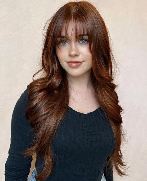 Hairstyles For Oval Faces, Ig Caption, Flattering Haircuts, Rambut Brunette, Brown Hair Looks, Brown Hair Inspo, Ginger Hair Color, Oval Face Hairstyles, Hair Color Auburn