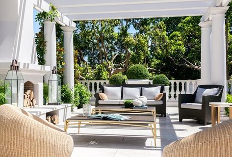 A modern mansion with a French sensibility and Californian creature comforts creates a sparkling impression in Toorak. Thomas Hamel, Evergreen Flowers, Landscaping Trees, Cosy Spaces, Outdoor Living Rooms, Outdoor Fireplaces, French Architecture, Beautiful Outdoor Spaces, Best Paint Colors