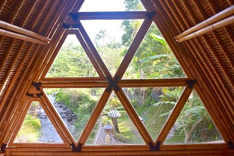 Tiny Bamboo Cabin in Bali 0025 Cottage House Designs, Bamboo Building, Wooden House Design, A Frame Cabins, Bamboo House Design, Bamboo Structure, Bamboo Architecture, Bamboo Construction, Bamboo House