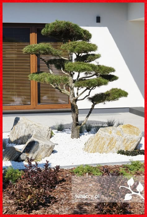 [Ad] 58 Japanese Garden Design Guides You Have To See This Fall #japanesegardendesign Modern Japanese Garden Landscapes, Garden Design Simple, Japanese Garden Style, Garden Bonsai Tree, Modern Japanese Garden, Japanese Garden Landscape, Zen Rock Garden, Garden Bonsai, Zen Garden Design